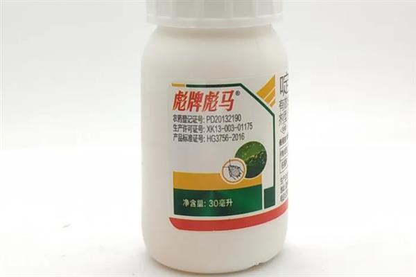 油菜田除草用哪些除草剂，可以选择精喹禾灵类、吡氟禾草灵类等