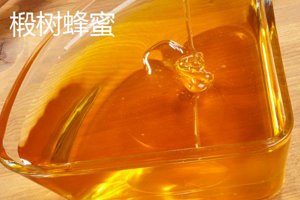 紫云英、椴树和洋槐蜂蜜的区别，蜜源、色泽、口感等有所不同