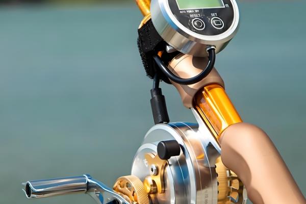 重铅筏钓与微铅筏钓的区别，使用频率、操作难度等方面不同