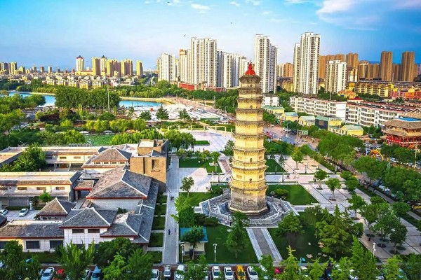 山东滕州的特产，有马铃薯、龙阳绿萝卜等