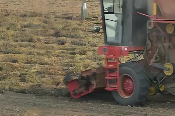 花生剥壳机是如何工作，脱壳后花生壳会被风力吹出机外