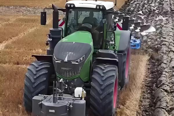 旋耕机适合用高速还是低速,先低速耕翻一遍再高速翻耕