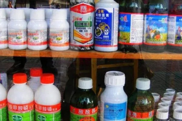 剩余农药如何存放,没用完的两种农药不可混在一个瓶