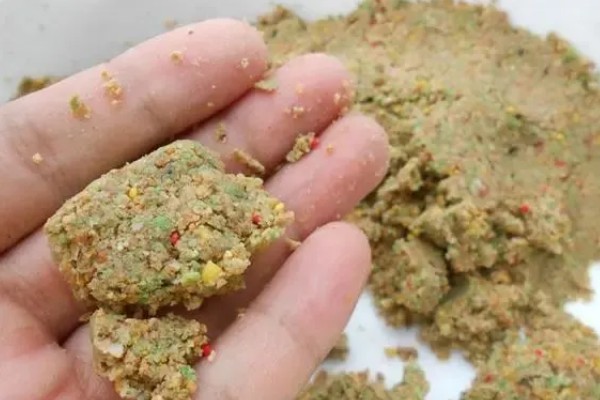 鲢鳙怎么钓底，感兴趣的味型就是酸臭味