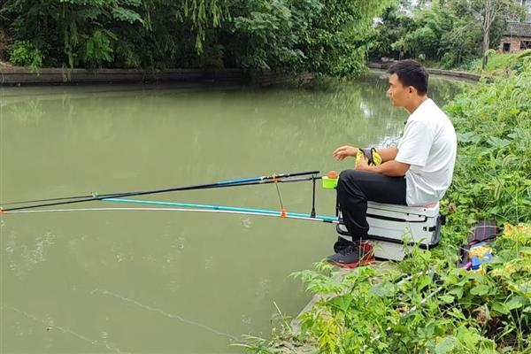 钓鱼的最佳时段，温度处于15-30℃时垂钓为佳