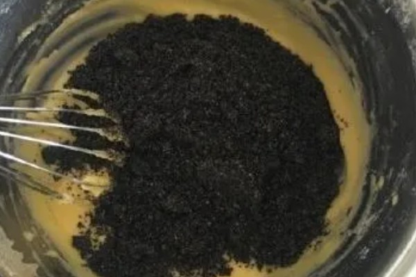 30斤左右的小猪拉稀怎么处理,可以在饮水里面添加利克太保