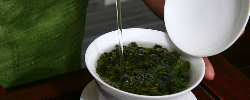 铁观音怎么冲泡,用沸水冲泡的第二道茶水才能饮用