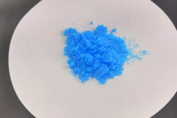 用硫酸铜杀藻后的解毒方法，使用解毒培藻素便可消除毒素
