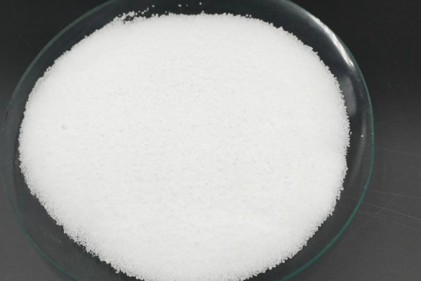 氯化铵的常见用途，可以用作农作物肥料