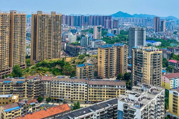 辽宁瓦房店市的特产，有黄元帅苹果、虾皮等
