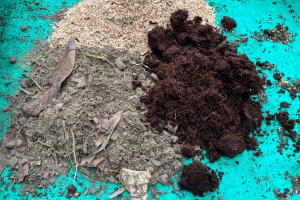 如何配制营养土，常用以下3种方式