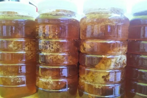 蜂蜜怎么保存,选择用陶瓷片或玻璃瓶来保存