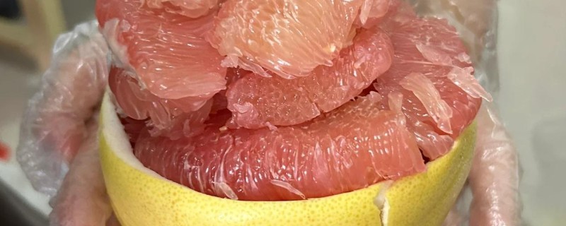 怎么给柚子剥皮，可采用以下2种方式