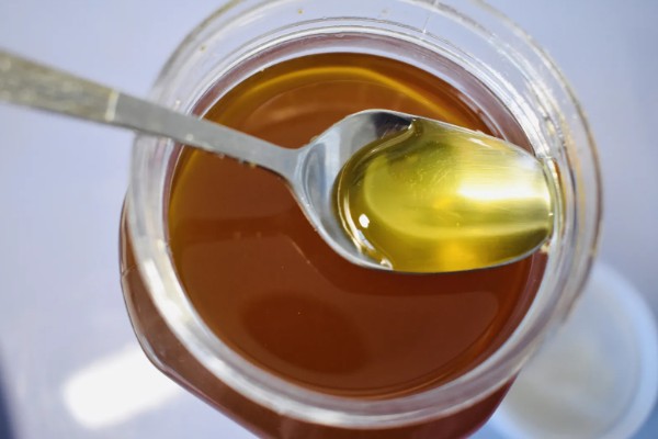 冬天是喝槐花蜜还是枣花蜜,推荐枣花蜜