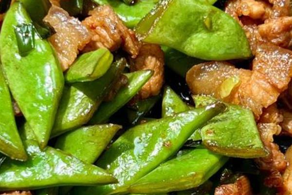 扁豆的上市的时间，6-10月份集中上市