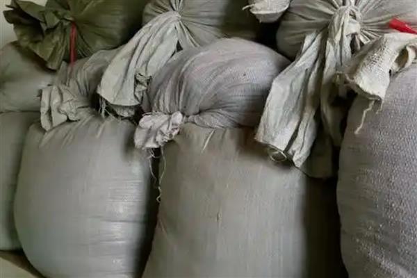 棉籽贮藏的原则，首先要降低含水量