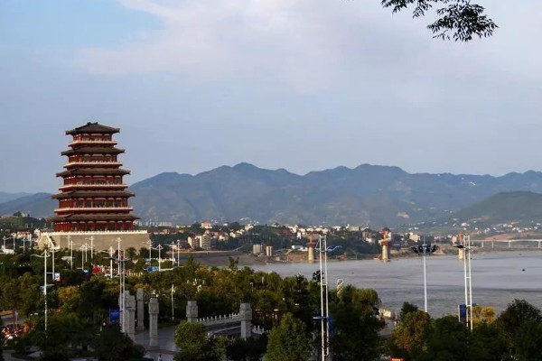 陕西安康的特产,有宁陕板栗、旬阳狮头柑等