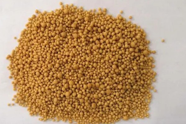 水溶性肥料是什么,指可以完全溶解在水里的肥料