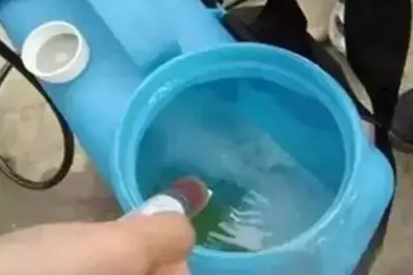 除草剂可以与农药混打吗,可以但要遵循混用原则
