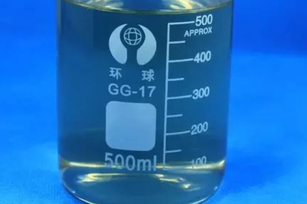 营养液能对所有植物使用吗,要根据植物的具体情况做选择